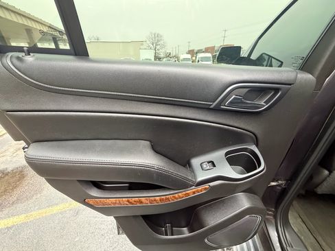 Used 2015 Chevrolet Tahoe LTZ image 14