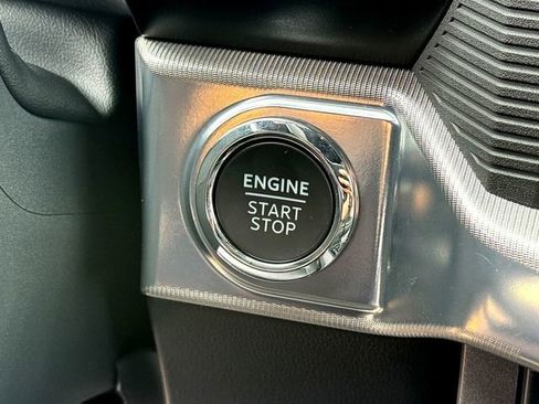 Used 2025 Ford F150 Lariat w/ Equipment Group 502A High AWD/4WD image 17