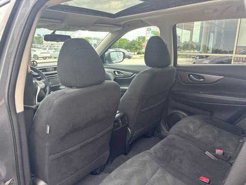 Used 2016 Nissan Rogue SV w/ SV Moonroof Package AWD/4WD image 36