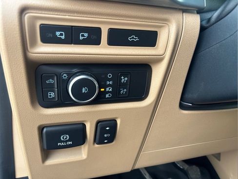 Used 2021 Ford F150 Lariat w/ Equipment Group 502A High AWD/4WD image 13