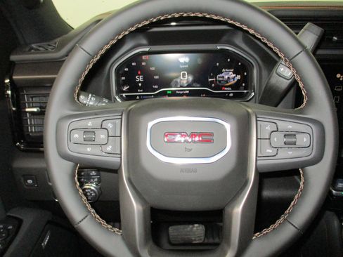 New 2025 GMC Sierra 2500 AT4 w/ Technology Package image 19