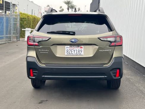 Certified 2022 Subaru Outback Premium image 5