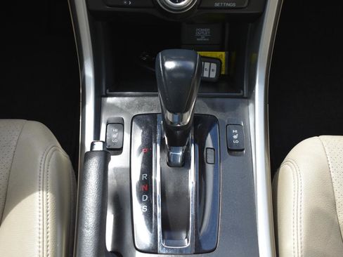 Used 2015 Honda Accord EX-L image 25