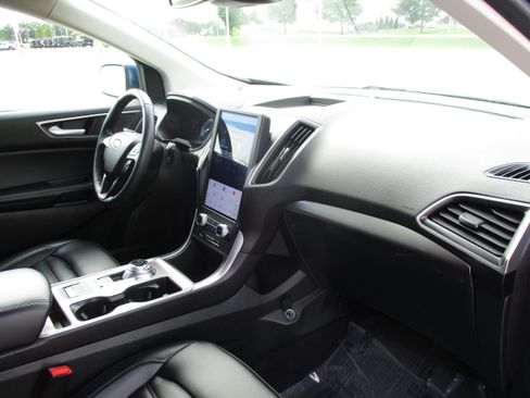 Used 2024 Ford Edge SEL w/ Convenience Package AWD/4WD image 39