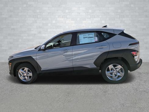 New 2026 Hyundai Kona SE image 8