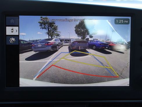 New 2026 Hyundai Elantra Hybrid FWD image 24