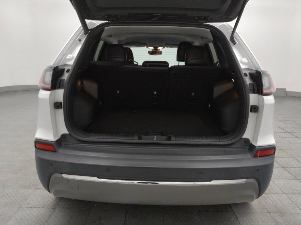 Used 2019 Jeep Cherokee Limited FWD image 29