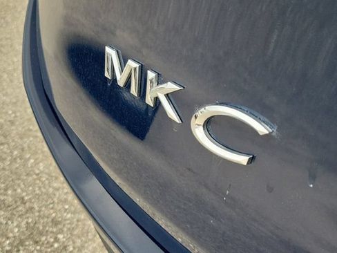 Certified 2019 Lincoln MKC Reserve FWD image 7