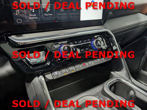 Used 2025 GMC Sierra 3500 Denali image 15