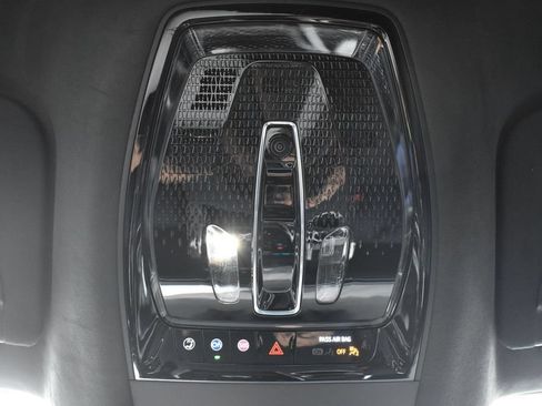 Used 2025 Cadillac Escalade IQ Luxury 2 w/ LPO, Premium Carpet Package AWD/4WD image 21