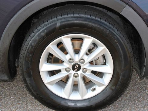 Used 2020 Kia Sorento LX w/ LX I4 Convenience Package FWD image 5