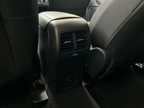 Used 2025 Ford Escape Active image 13