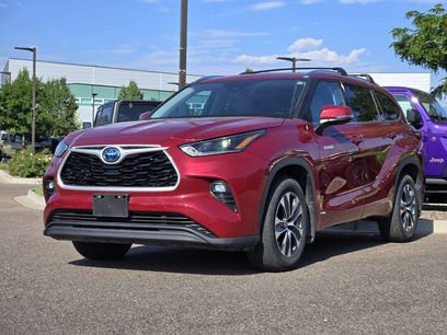 Used 2021 Toyota Highlander XLE