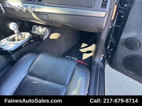 Used 2005 Chevrolet SSR w/ Preferred Equipment Group image 74