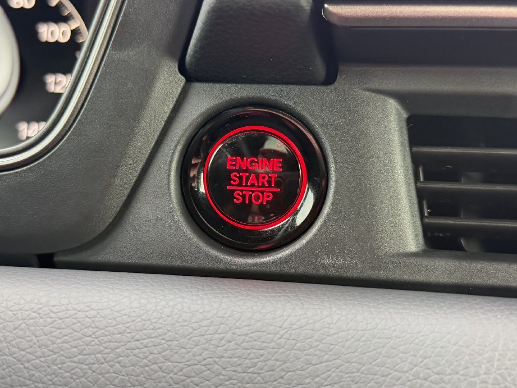 Certified 2025 Honda Pilot TrailSport image 24