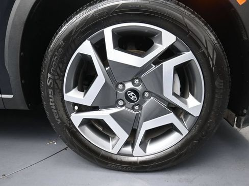 Used 2024 Hyundai Palisade SEL w/ Premium Package FWD image 5