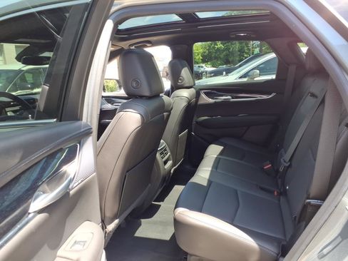 Certified 2023 Cadillac XT5 Premium Luxury AWD/4WD image 16