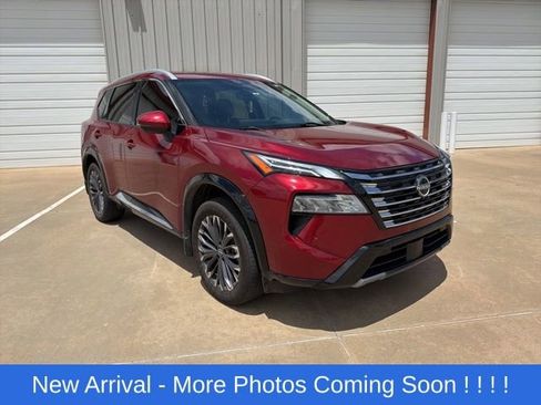 Used 2024 Nissan Rogue Platinum w/ Platinum Premium Package AWD/4WD image 5