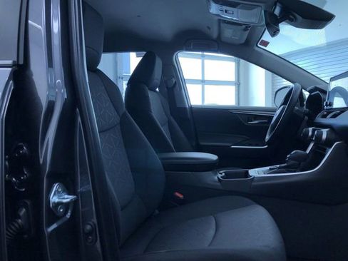 New 2025 Toyota RAV4 XLE image 14