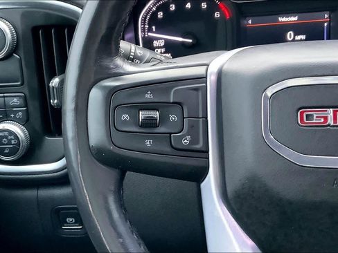 Used 2020 GMC Sierra 1500 SLT RWD image 23