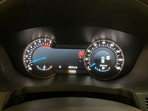 Used 2016 Ford Explorer Platinum image 13