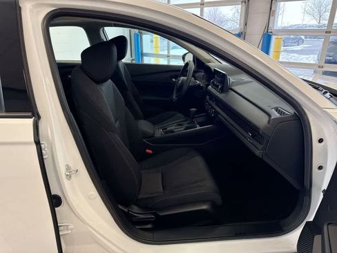 Certified 2025 Honda Accord SE image 24