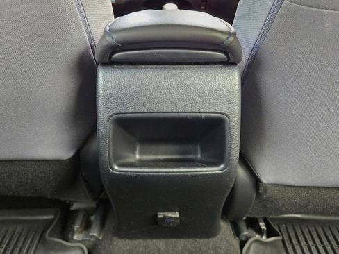Used 2020 Toyota Corolla SE FWD image 37