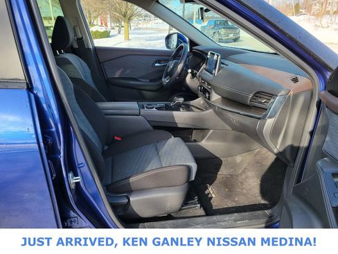 Certified 2023 Nissan Rogue SV image 20