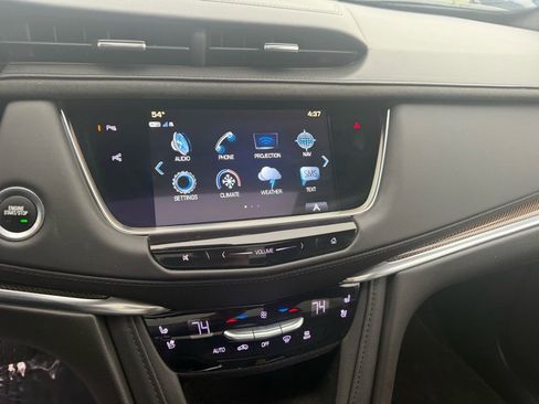 Used 2019 Cadillac XT5 Platinum image 25