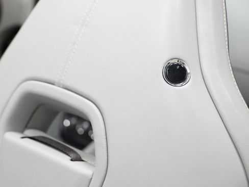 Used 2014 Aston Martin Vanquish Volante RWD image 81