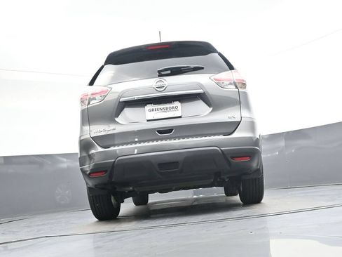 Used 2015 Nissan Rogue SV w/ SV Premium Package FWD image 43