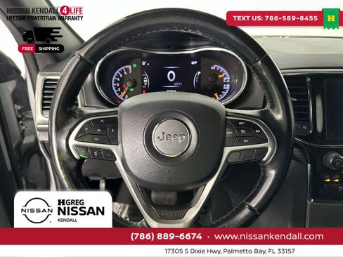 Used 2020 Jeep Grand Cherokee Laredo w/ Laredo X Package image 18