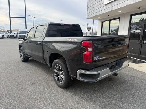 Used 2022 Chevrolet Silverado 1500 LT image 6