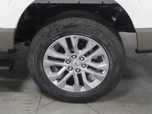 New 2025 Ford F150 King Ranch w/ FX4 Off-Road Package image 20