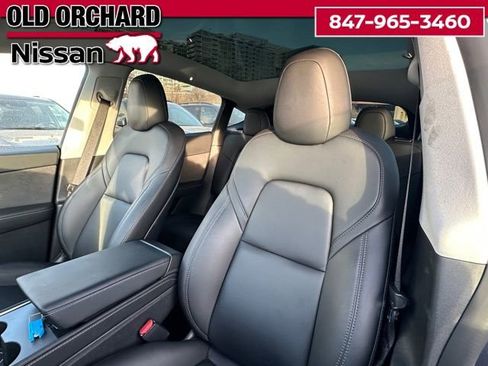 Used 2022 Tesla Model Y Performance image 10