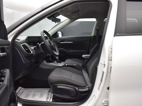 Used 2026 Kia Seltos LX FWD image 14
