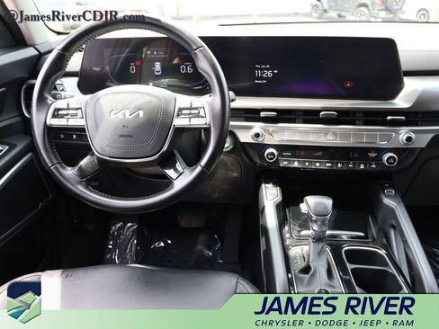 Used 2023 Kia Telluride S AWD/4WD image 18