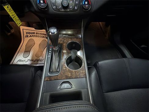 Certified 2015 Chevrolet Impala LT image 21