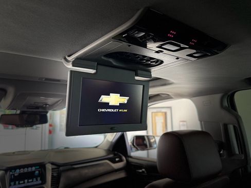 Used 2020 Chevrolet Suburban Premier w/ Premier Plus Edition AWD/4WD image 29