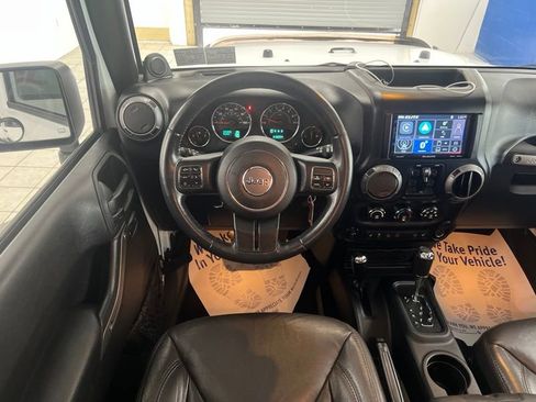 Used 2014 Jeep Wrangler Unlimited Sport w/ Quick Order Package 24S AWD/4WD image 27