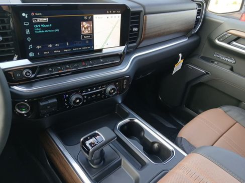 New 2026 Chevrolet Silverado 1500 High Country w/ High Country Premium Package AWD/4WD image 63