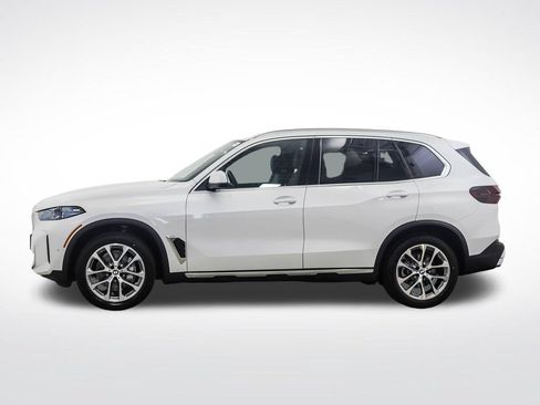 New 2026 BMW X5 xDrive40i w/ Climate Comfort Package AWD/4WD image 2