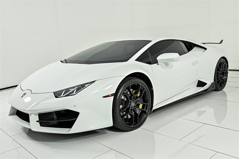 Used 2016 Lamborghini Huracan LP 580-2 RWD image 6
