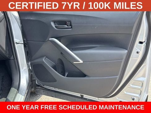 Used 2025 Toyota Corolla Cross AWD Hybrid image 8