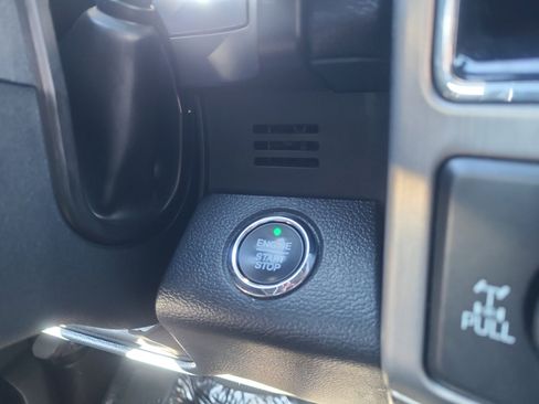 Certified 2022 Ford F350 Platinum w/ FX4 Off-Road Package image 30