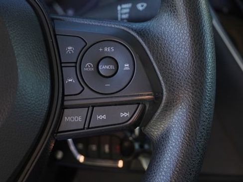 Used 2024 Toyota Corolla LE image 27