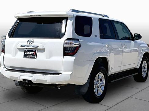 Used 2017 Toyota 4Runner SR5 RWD image 13