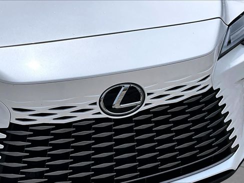 Used 2023 Lexus RX 350 w/ Accessory Package (K3) AWD/4WD image 30