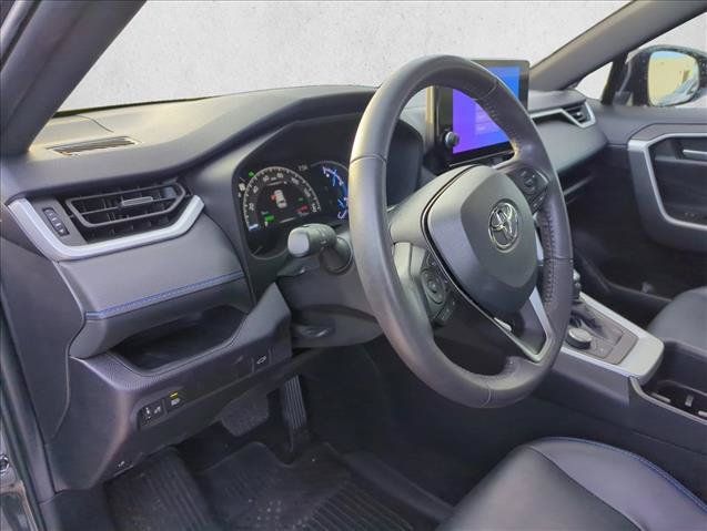 Used 2024 Toyota RAV4 XSE AWD/4WD image 16