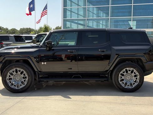 Used 2025 GMC Hummer EV 3X AWD/4WD image 8